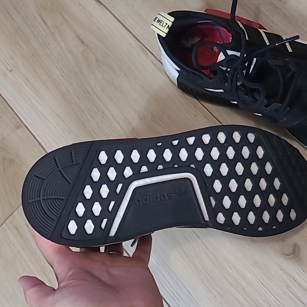 Adidas Thebe Magugu NMD R1 Size 7.5 - Picture 10 of 12